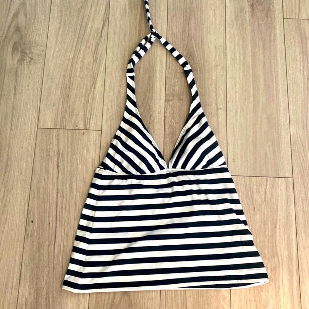 Mossimo halter swim top size L